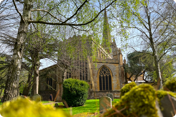Церковь Святой Троицы в городе Стратфорд-на-Эйвоне, где похоронен Уильям Шекспир