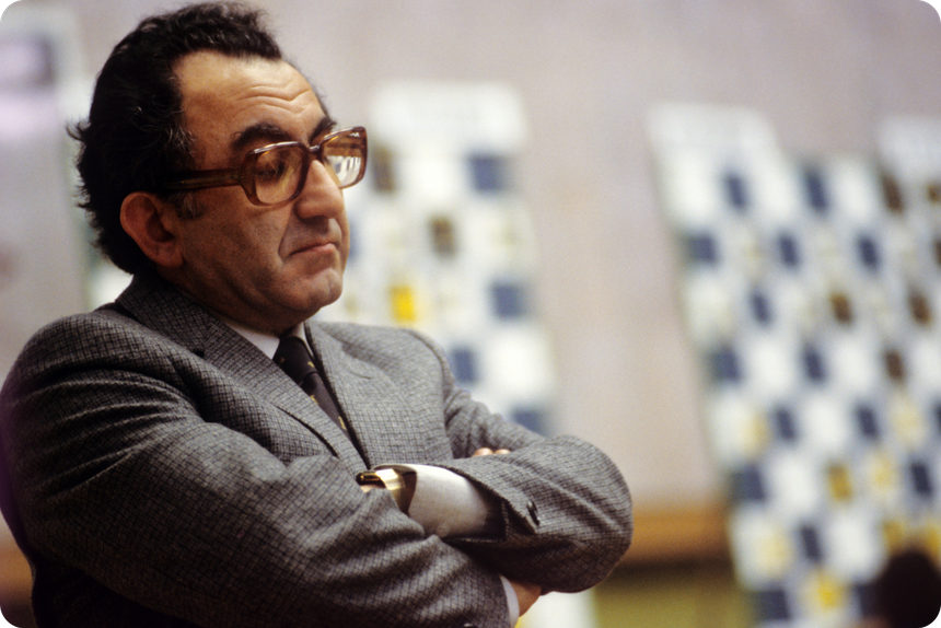 Тигран Петросян